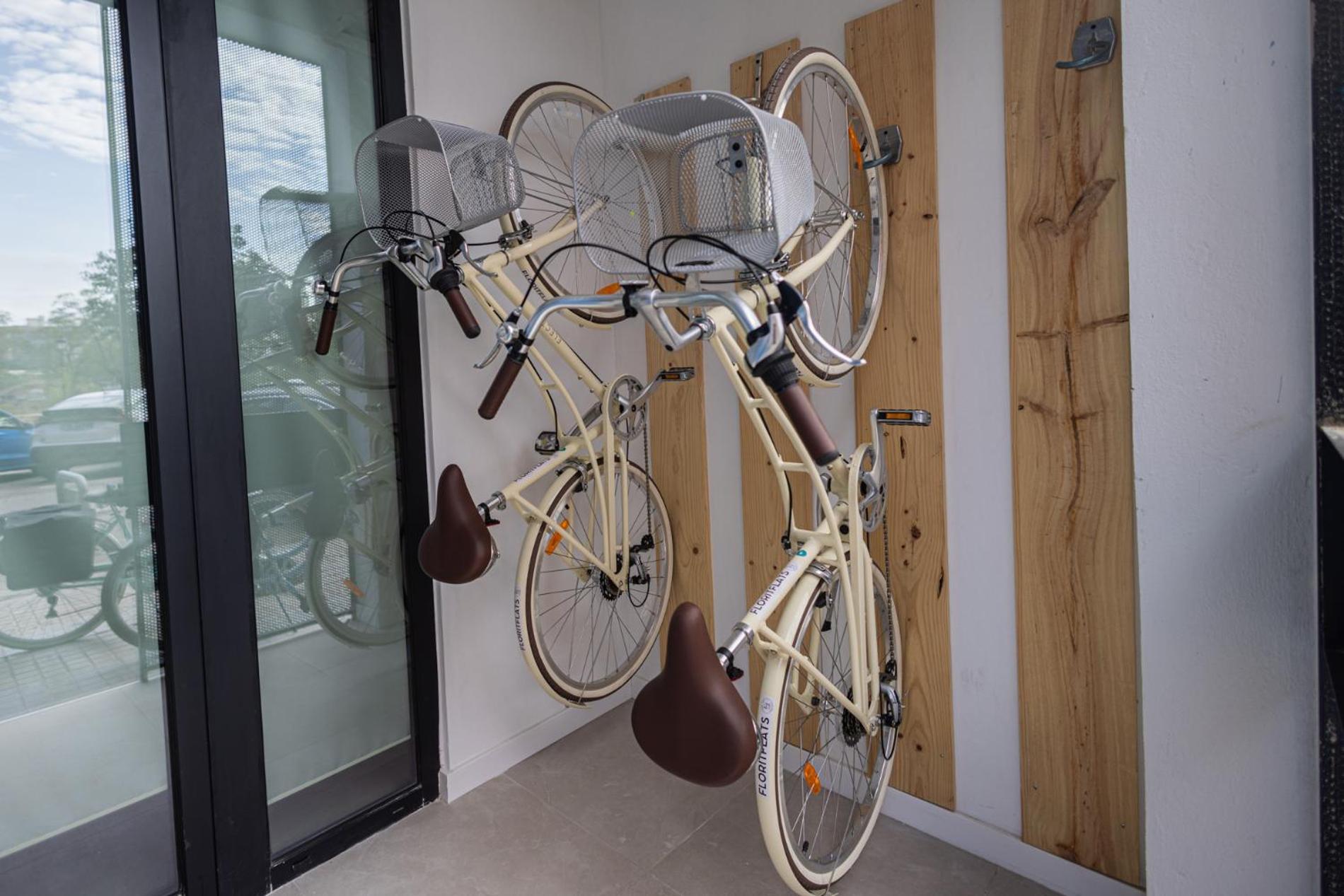 Florit Flats - The Joaquin Sorolla Apartments With Bicycles Valence Extérieur photo